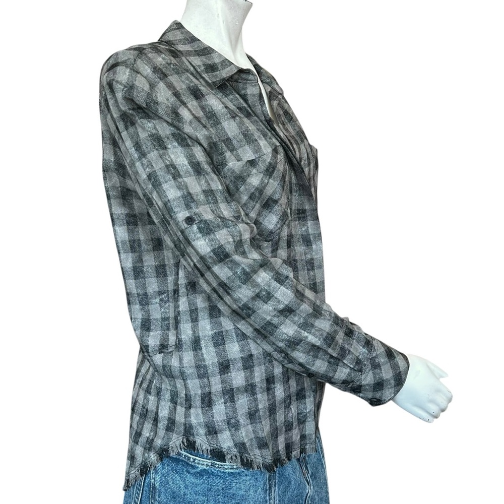 Anthropologie Cloth & Stone Green Black Plaid Raw Hem Stonewashed Blouse Medium - Picture 4 of 8